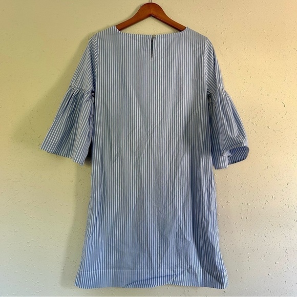 🦋 Chaps Blue White Pin Striped 3/4 Bell Sleeve Mini Dress Medium - Picture 5 of 7